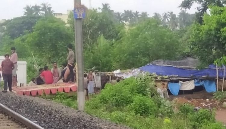 Couple’s mutilated bodies found on rail tracks in Bhubaneswar