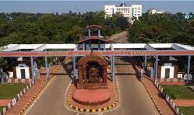 ଯୁକ୍ତ ତିନି କଲେଜରେ ପିଜି କୋର୍ସ ଖୋଲିବା, ଅଧ୍ୟାପକ ଓ କର୍ମଚାରୀ ନିଯୁକ୍ତି ନେଇ ସୁପାରିଶ