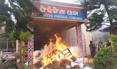 Tension as locals set ablaze Phiringia PS, protest sale of seized ganja by cops