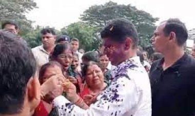 ୫-ଟି ସଚିବଙ୍କୁ କାଳିମାଡ ଘଟଣା: ସ୍ୱାମୀଙ୍କ କାମକୁ ସମର୍ଥନ କଲେ ସ୍ତ୍ରୀ ପ୍ରିୟଙ୍କା