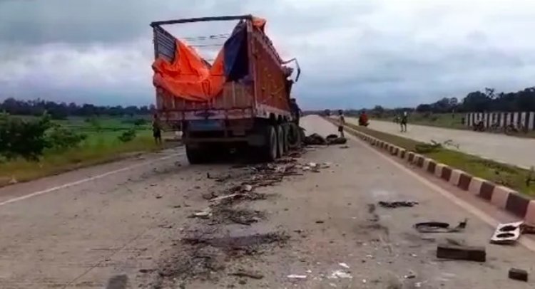 Trucks collide, driver charred to death in Keonjhar