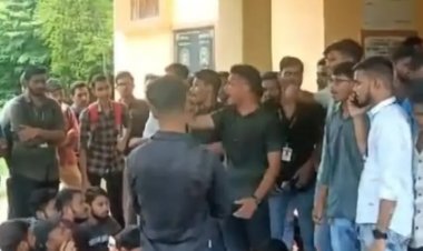 Utkal University Students Hold Protest Over Non-Allotment Of Hostel