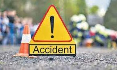 ବାଇକକୁ ଧକ୍କା ଦେଇ ଘୋଷାଡି ନେଲା ଟ୍ରକ, ୨ ଯୁବକ ମୃତ