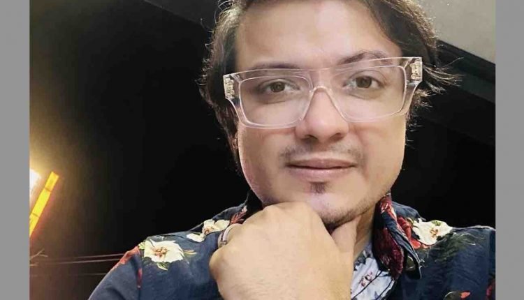 Look Out Circular Against Ollywood Singer Sourin Bhatt In Sexual Harassment Case