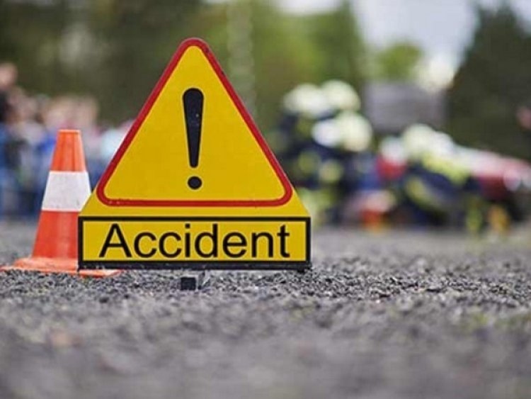 Car accident in Athagarh of Odisha, 4 dead, 1 critical