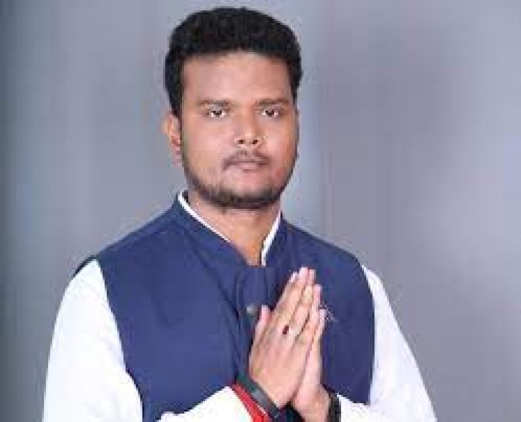 ବଢିଲା ତିର୍ତ୍ତୋଲ ବିଧାୟକଙ୍କ ଅଡ଼ୁଆ: ସବରେଜିଷ୍ଟ୍ରୀ ଅଫିସରେ ଗାର୍ଲଫ୍ରେଣ୍ଡ