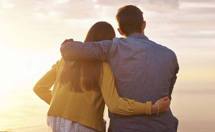 ସ୍ତ୍ରୀଙ୍କ ପାଖରେ ଏହି ୫ ଗୁଣ ଥିଲେ ପୁରୁଷ ହୋଇଥାନ୍ତି ଭାଗ୍ୟବାନ