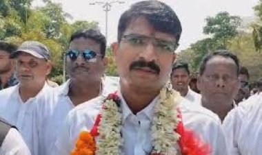 ପ୍ରଚାର ମଇଦାନରେ ମନ୍ମଥ ରାଉତରାୟ