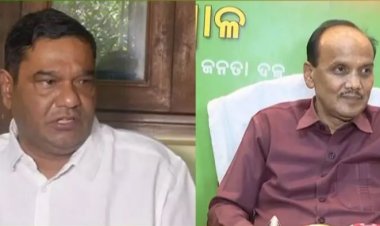 ଦେବାଶିଷ ସାମନ୍ତରାୟ ଙ୍କ ପ୍ରତିକ୍ରିୟା ପରେ ତାଙ୍କ ଉପରେ ବର୍ଷିଲେ ପ୍ରଭାତ। ବିଜେଡିର ଦୁଇ ଟାଣୁଆ ନେତା ମୁଂହମୁହିଁ,ପରସ୍ପରକୁ କରୁଛନ୍ତି ଆକ୍ଷେପ।।