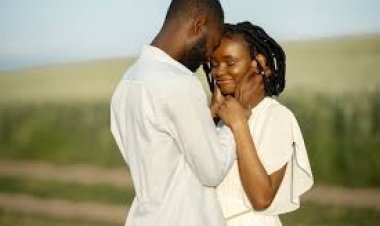 ଗର୍ଲଫ୍ରେଣ୍ଡ ସହ ଏପରି ଆରମ୍ଭ କରନ୍ତୁ ପ୍ରଥମ କଥାବାର୍ତ୍ତା