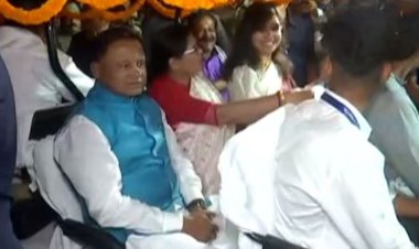 ରାଗି ଗଲେ ମୁଖ୍ୟମନ୍ତ୍ରୀ, ବାଲିଯାତ୍ରା ଆୟୋଜନରେ ଅବ୍ୟବସ୍ଥା