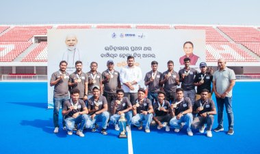 ଭୁବନେଶ୍ୱର ବିମାନ ବନ୍ଦର ଠାରେ ଓଡ଼ିଶା ହକି ଦଳକୁ ଭବ୍ୟ ସ୍ୱାଗତ 